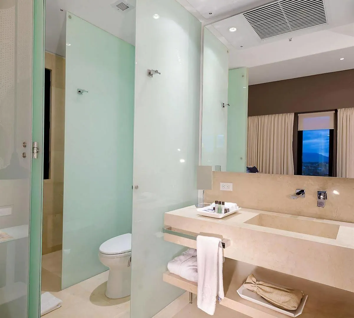Nh Collection Bogota Terra 100 Royal Ξενοδοχείο 5*,